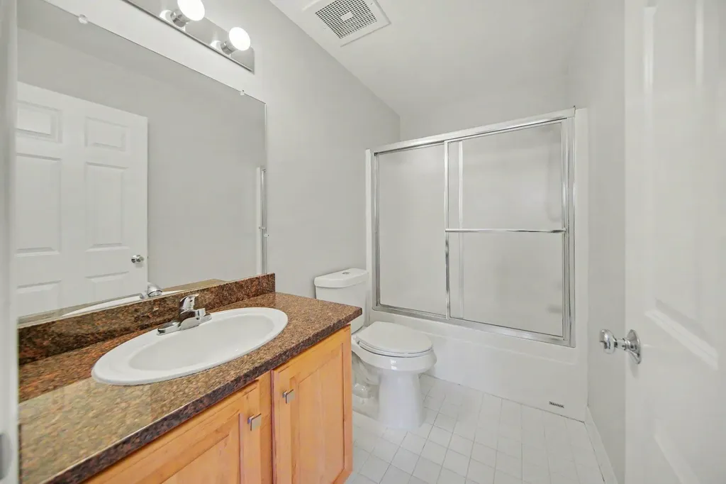 2738 Barclay Way Ann Arbor City MI 48105