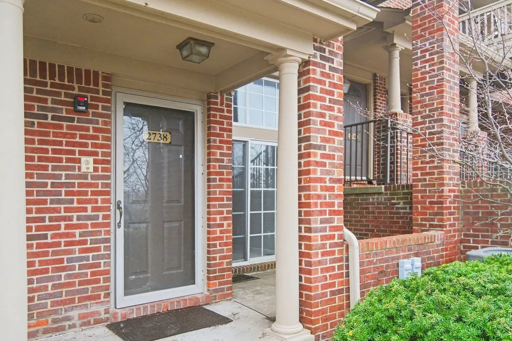 2738 Barclay Way Ann Arbor City MI 48105