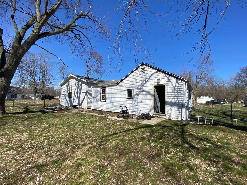 5632 Hughes Road Lansing City MI 48911