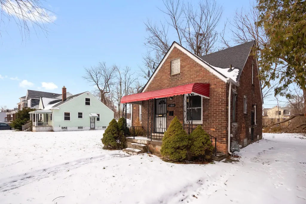 11801 Elmdale Street Detroit City MI 48213