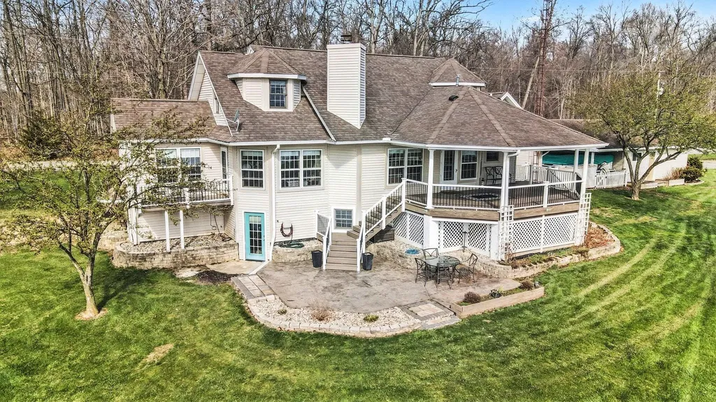 14705 Woodbridge Road Amboy Township MI 49232