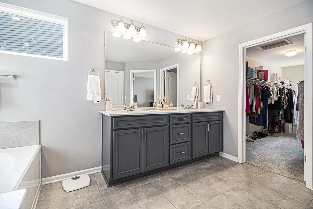 2865 Dillon Drive Ann Arbor City MI 48105