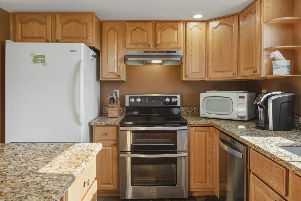 9227 Yager Road Columbus Township MI 48063