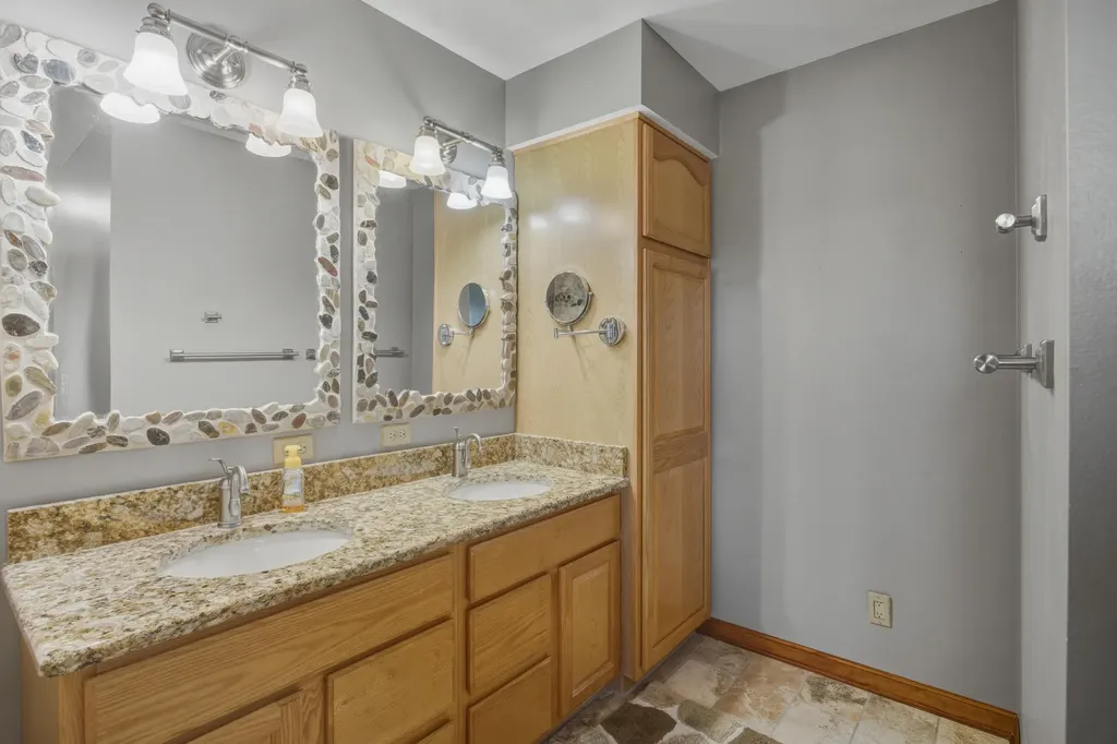 9227 Yager Road Columbus Township MI 48063