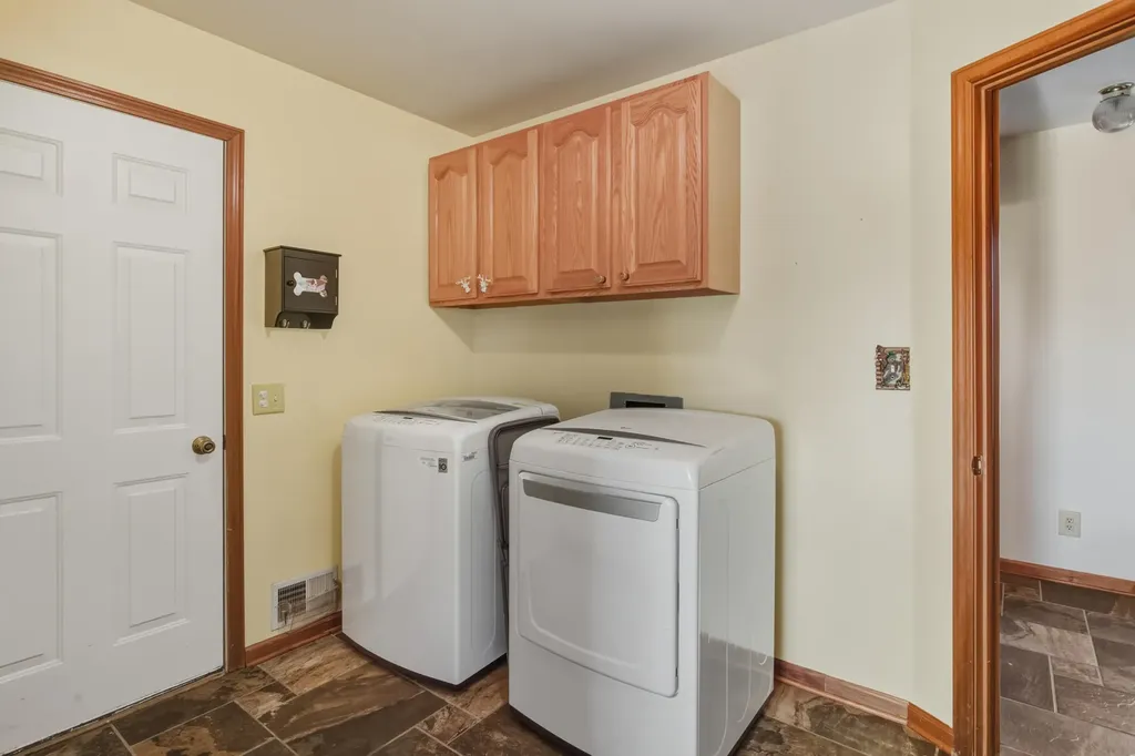 9227 Yager Road Columbus Township MI 48063