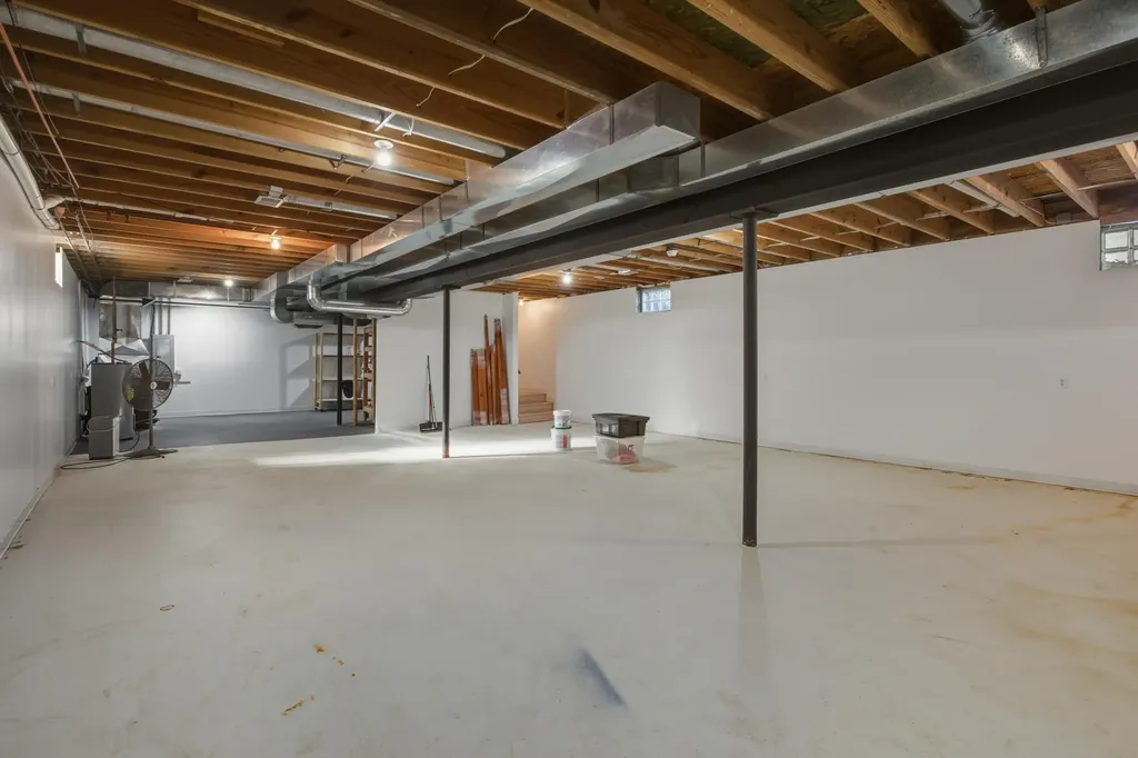 9227 Yager Road Columbus Township MI 48063