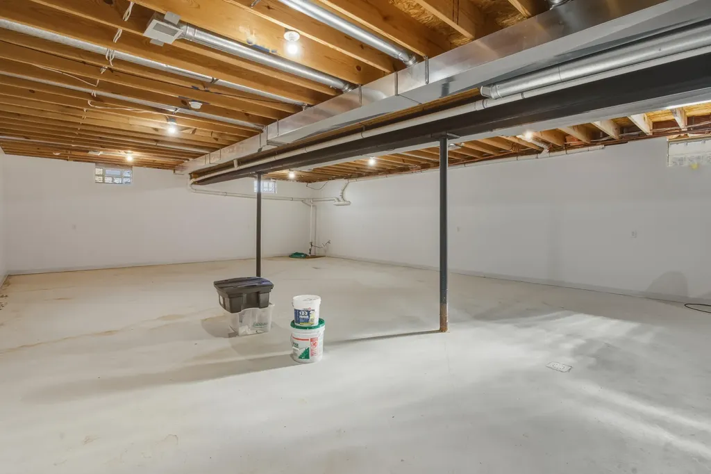 9227 Yager Road Columbus Township MI 48063