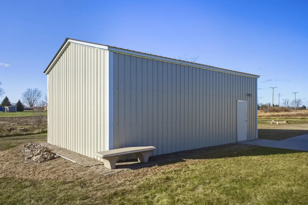 9227 Yager Road Columbus Township MI 48063