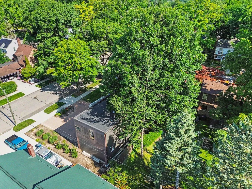 901 5th Street Ann Arbor City MI 48103