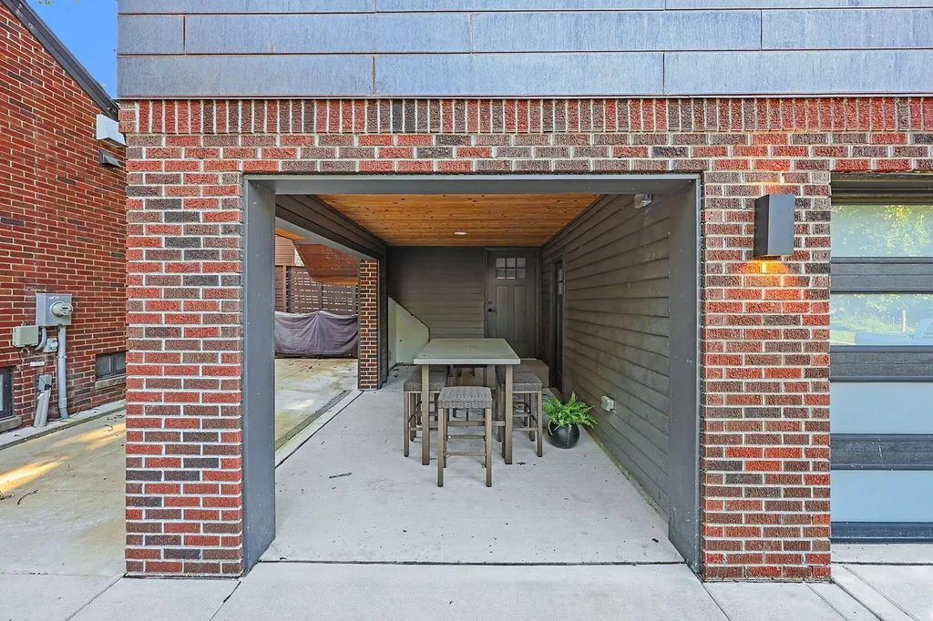 901 5th Street Ann Arbor City MI 48103