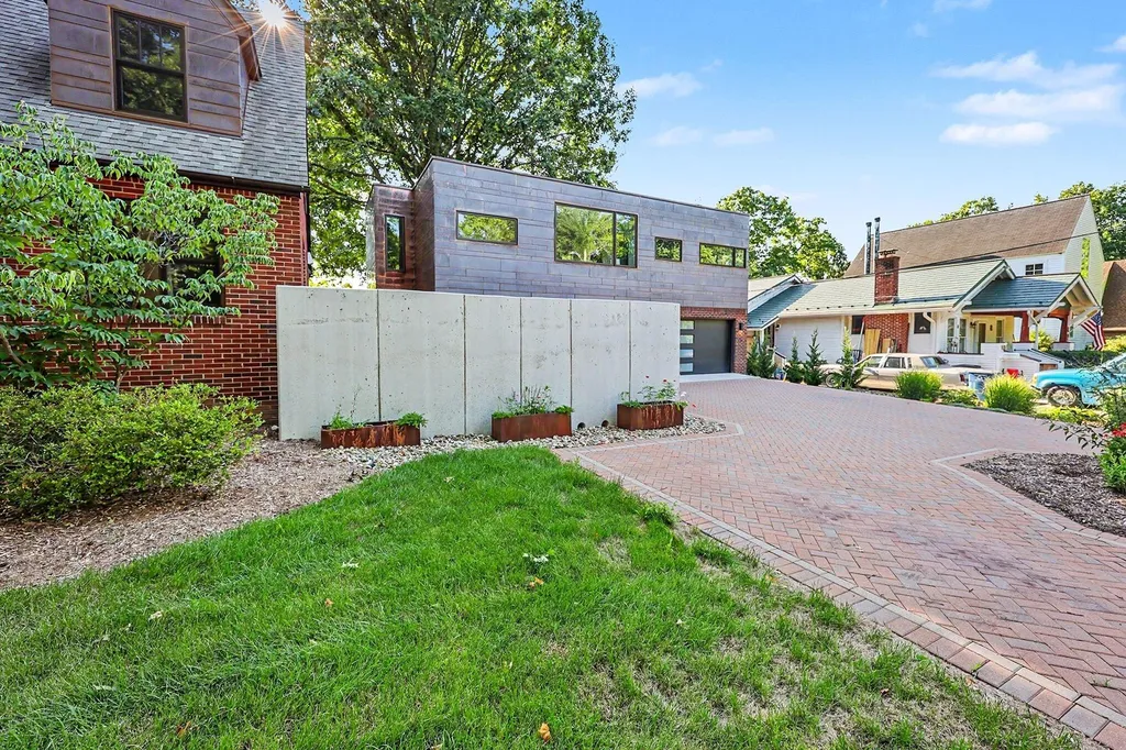 901 5th Street Ann Arbor City MI 48103