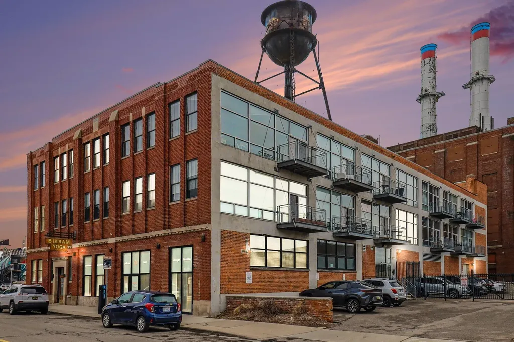 55 W Canfield Street Detroit City MI 48201
