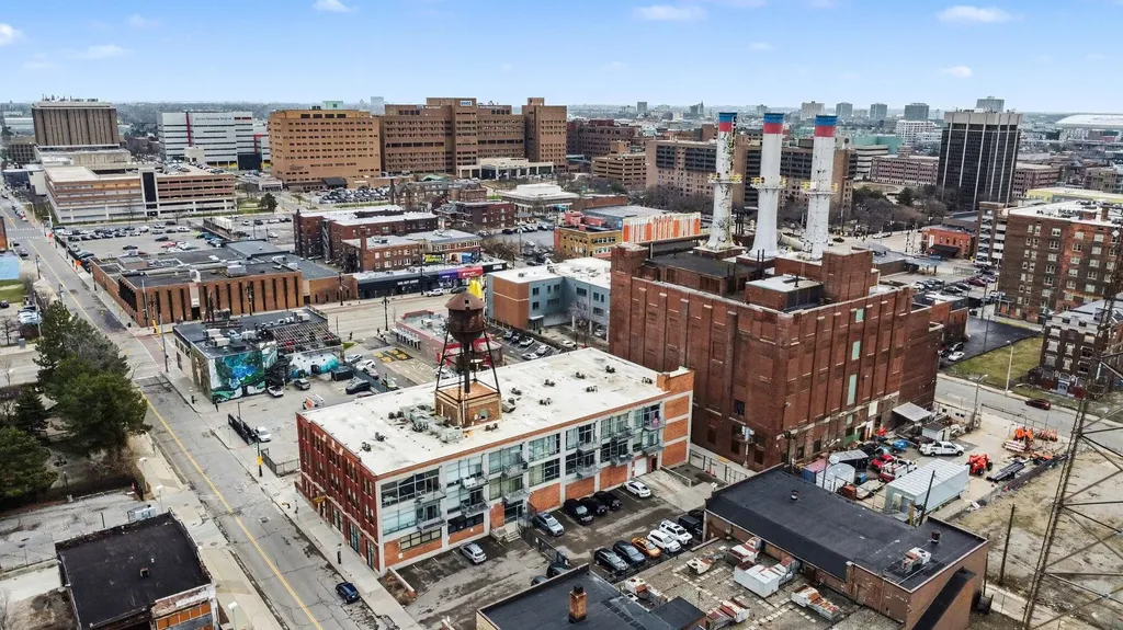 55 W Canfield Street Detroit City MI 48201