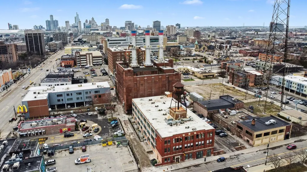 55 W Canfield Street Detroit City MI 48201