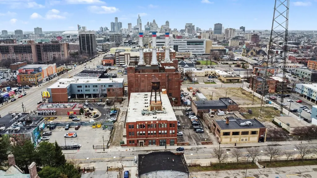 55 W Canfield Street Detroit City MI 48201