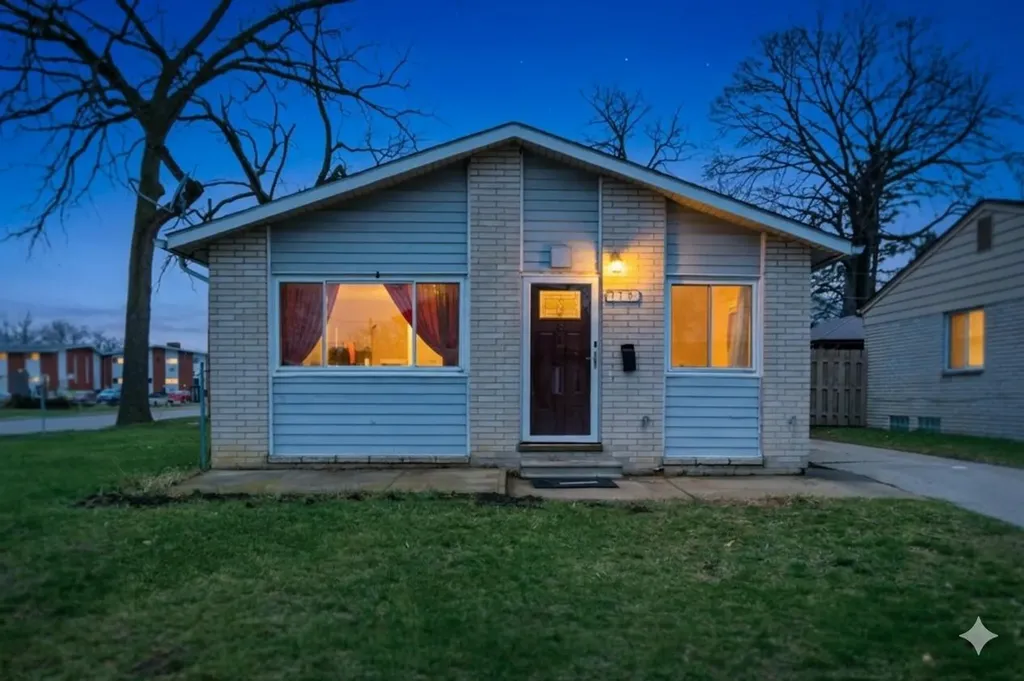 170 Beyne Street Mt. Clemens City MI 48043