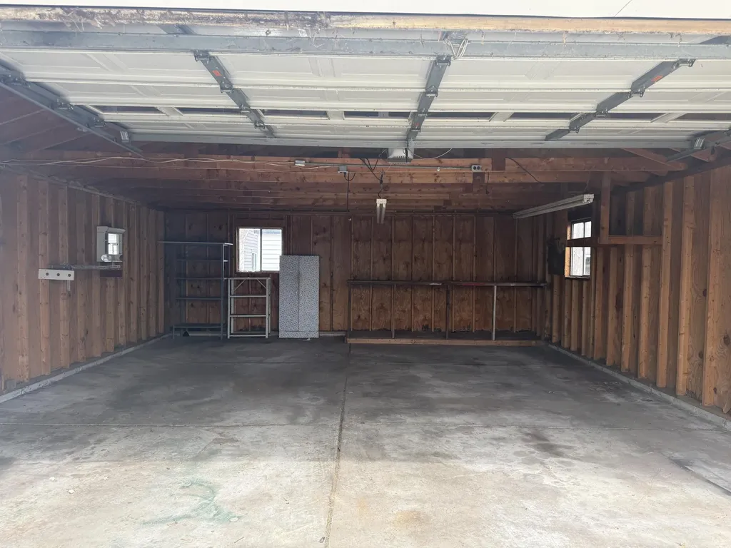 26700 Grandmont Street Roseville City MI 48066