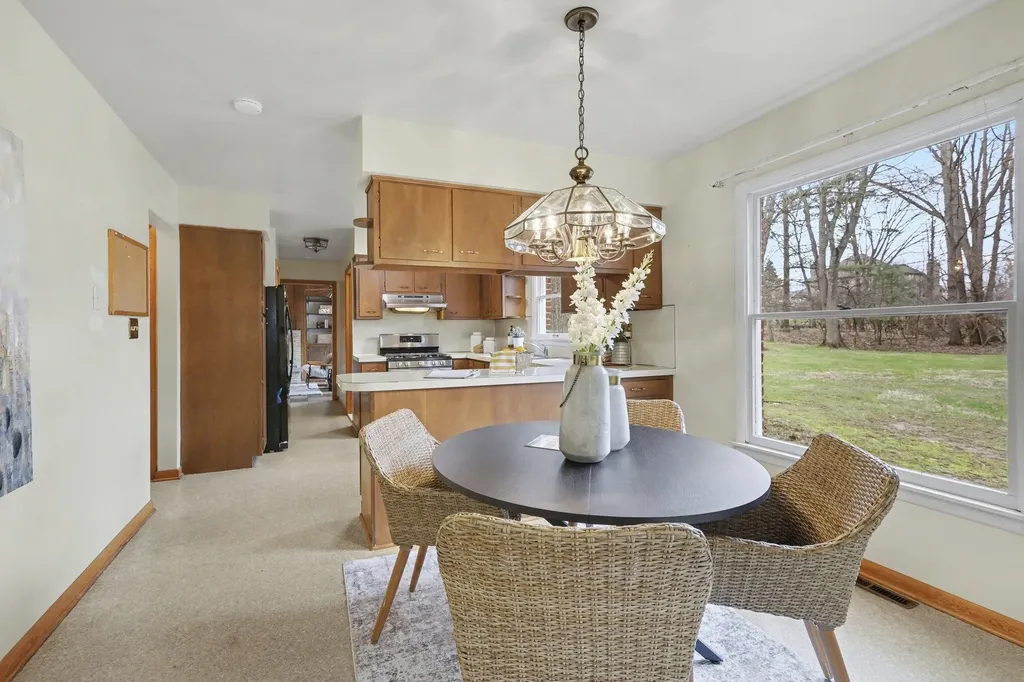 2889 Parkridge Drive Scio Township MI 48103