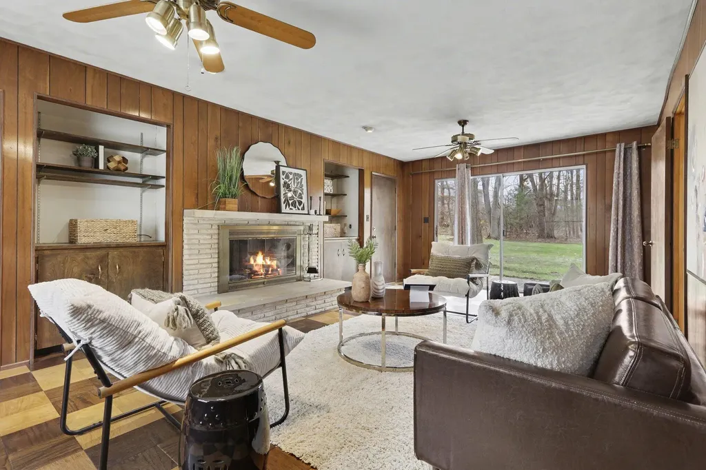 2889 Parkridge Drive Scio Township MI 48103
