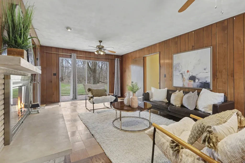 2889 Parkridge Drive Scio Township MI 48103