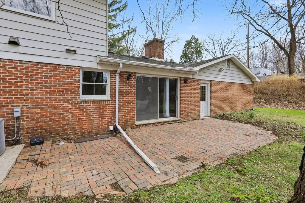 2889 Parkridge Drive Scio Township MI 48103
