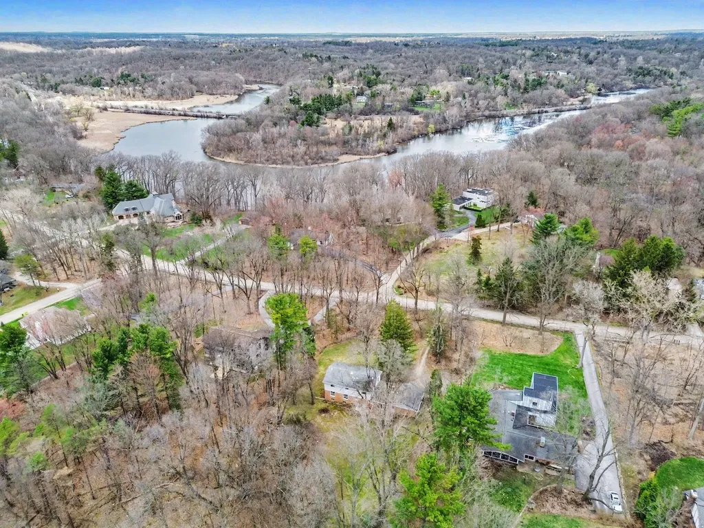 2889 Parkridge Drive Scio Township MI 48103
