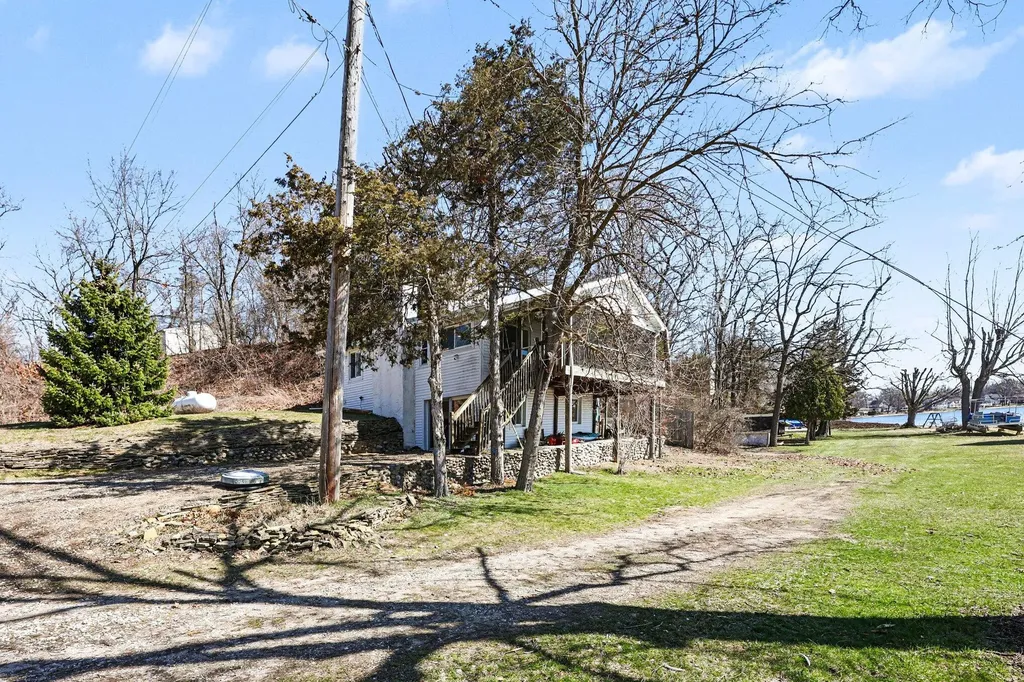 5884 Rays Drive Cambridge Township MI 49265