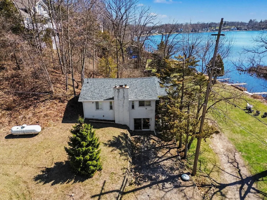 5884 Rays Drive Cambridge Township MI 49265