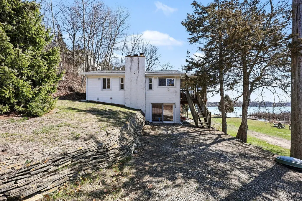 5884 Rays Drive Cambridge Township MI 49265