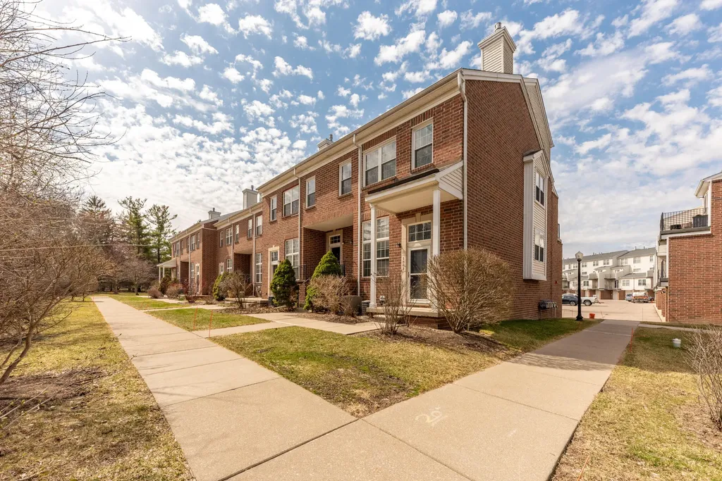 1867 Lindsay Lane Ann Arbor City MI 48104