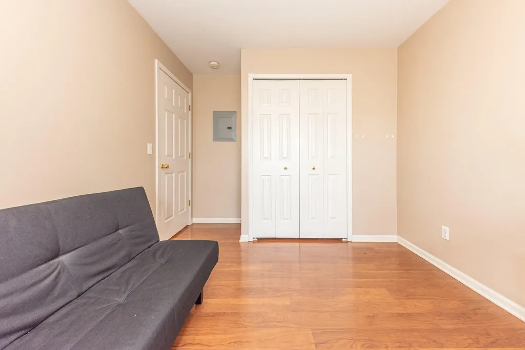 1867 Lindsay Lane Ann Arbor City MI 48104