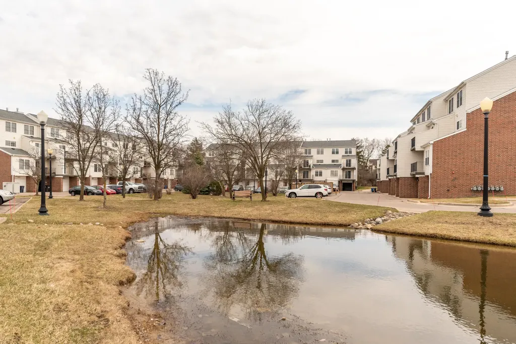 1867 Lindsay Lane Ann Arbor City MI 48104