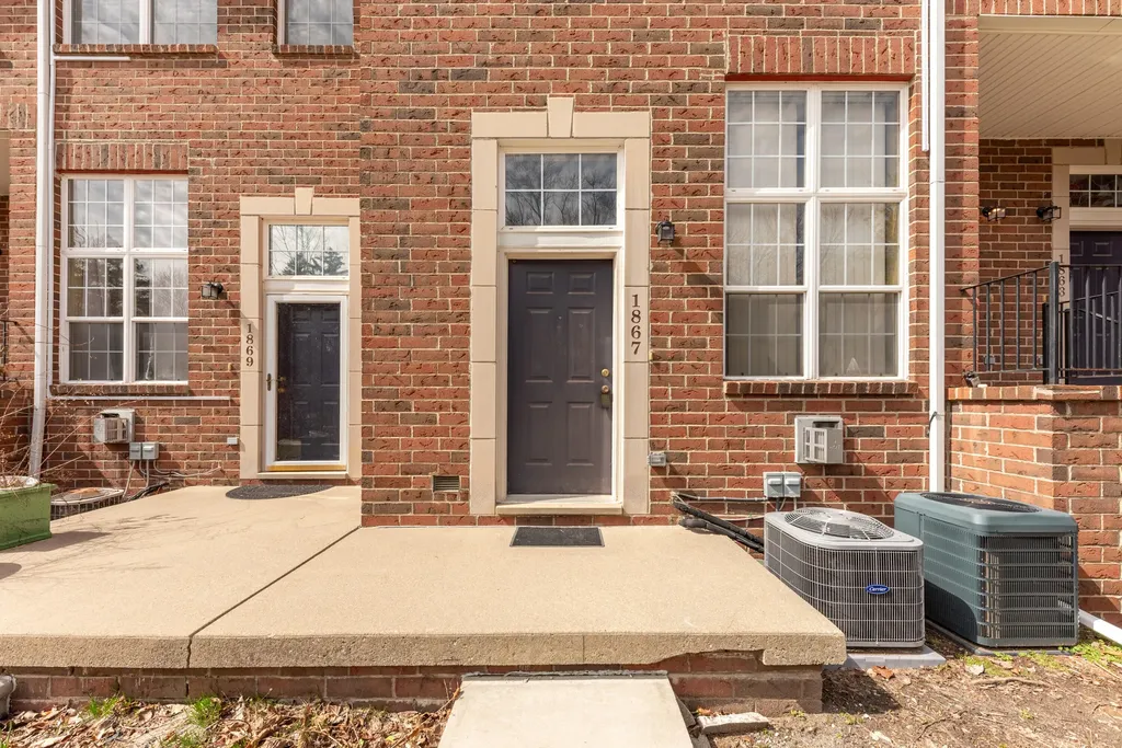 1867 Lindsay Lane Ann Arbor City MI 48104
