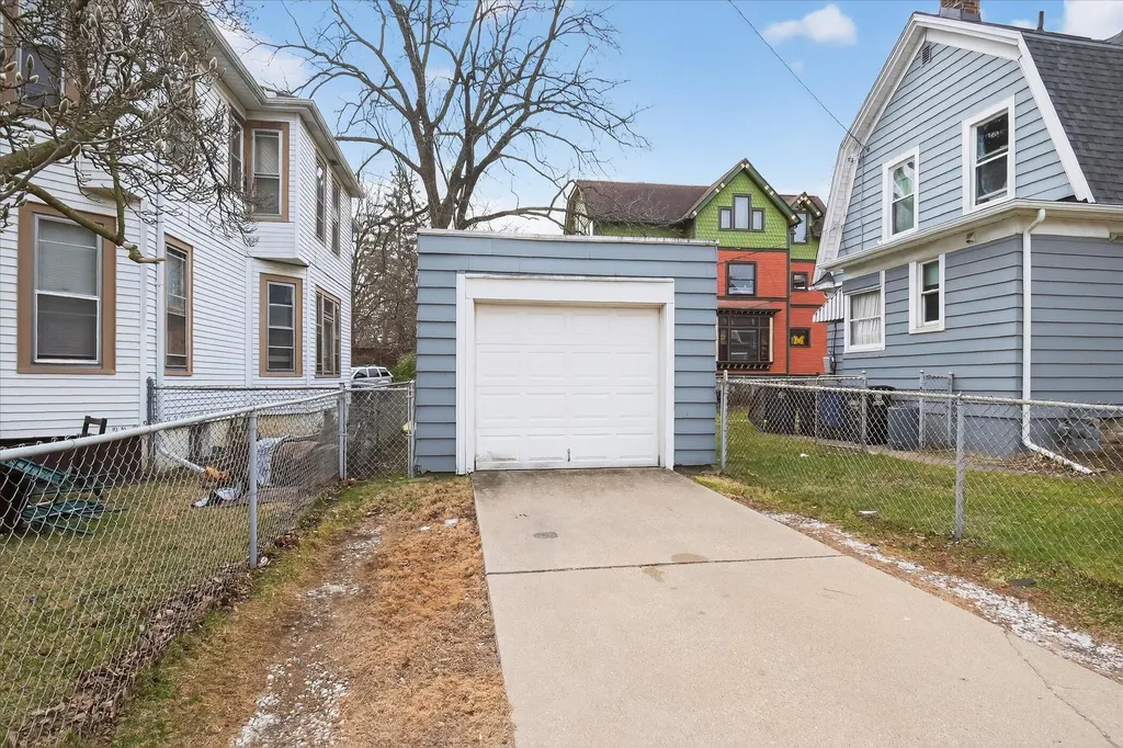 1203 S State Street Ann Arbor City MI 48104
