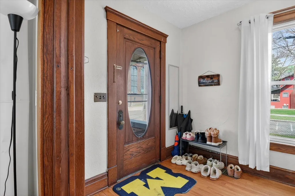 1203 S State Street Ann Arbor City MI 48104