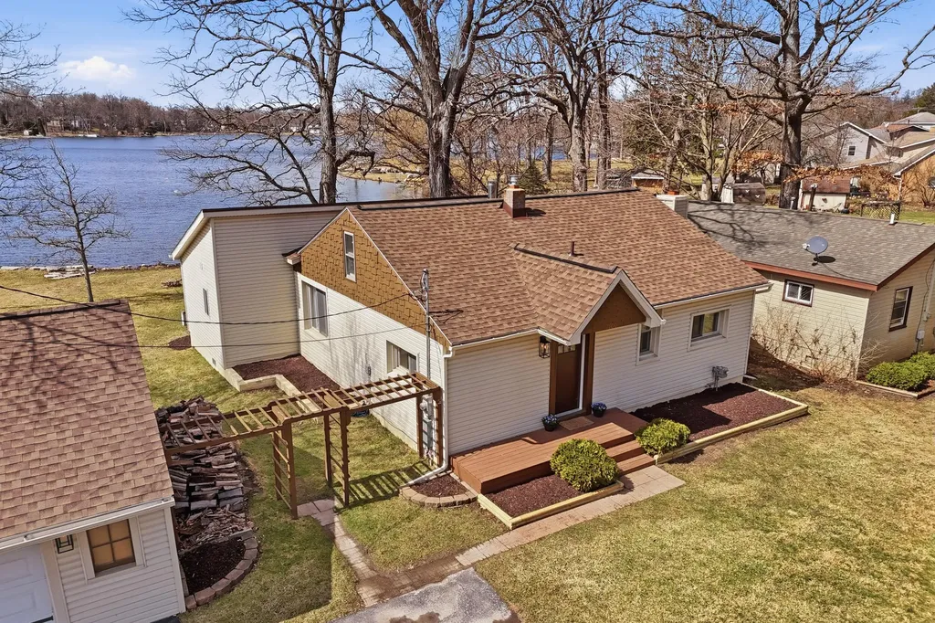 1700 S Hughes Road Genoa Township MI 48114
