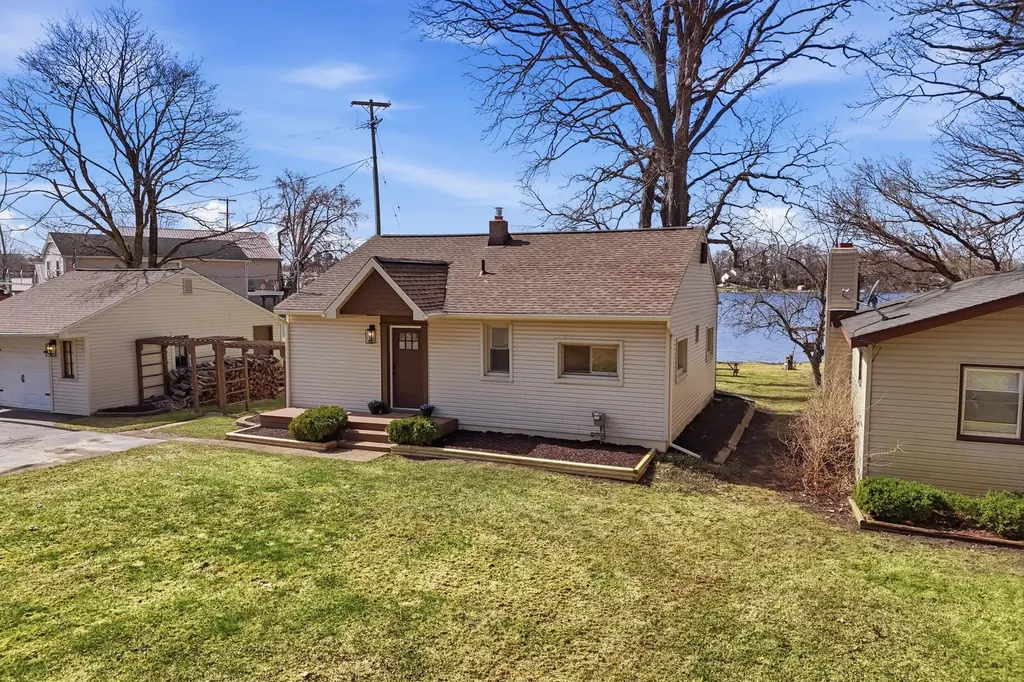 1700 S Hughes Road Genoa Township MI 48114
