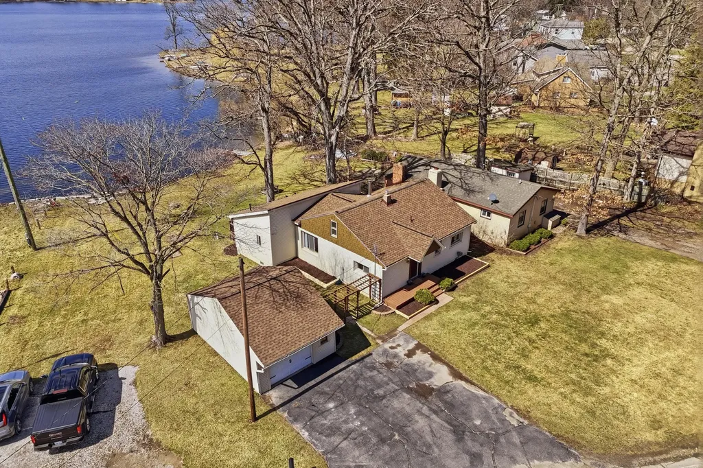 1700 S Hughes Road Genoa Township MI 48114