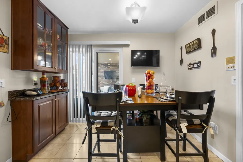 4376 Knightsbridge Lane West Bloomfield Charter Township MI 48323