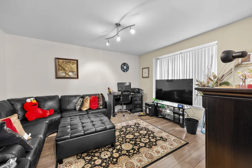 4376 Knightsbridge Lane West Bloomfield Charter Township MI 48323