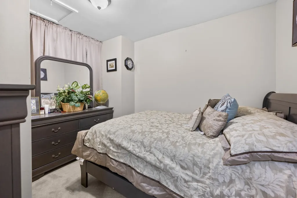 4376 Knightsbridge Lane West Bloomfield Charter Township MI 48323