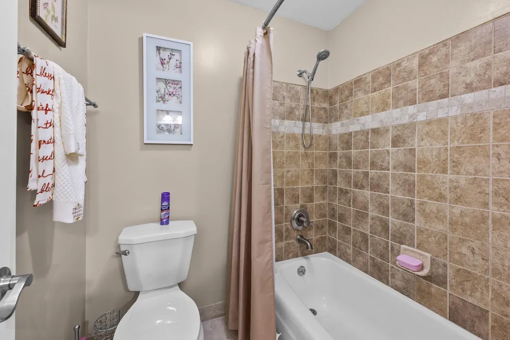 4376 Knightsbridge Lane West Bloomfield Charter Township MI 48323