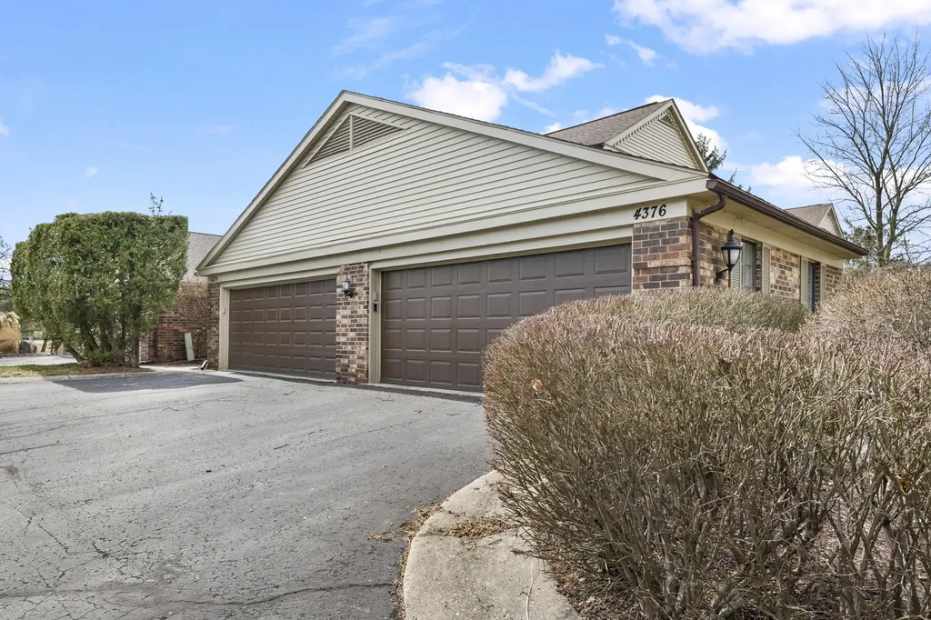 4376 Knightsbridge Lane West Bloomfield Charter Township MI 48323