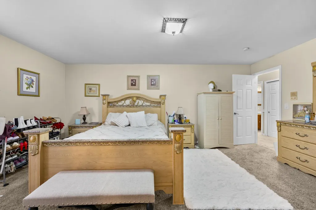 4376 Knightsbridge Lane West Bloomfield Charter Township MI 48323