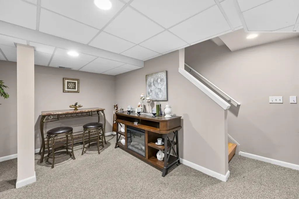 4376 Knightsbridge Lane West Bloomfield Charter Township MI 48323