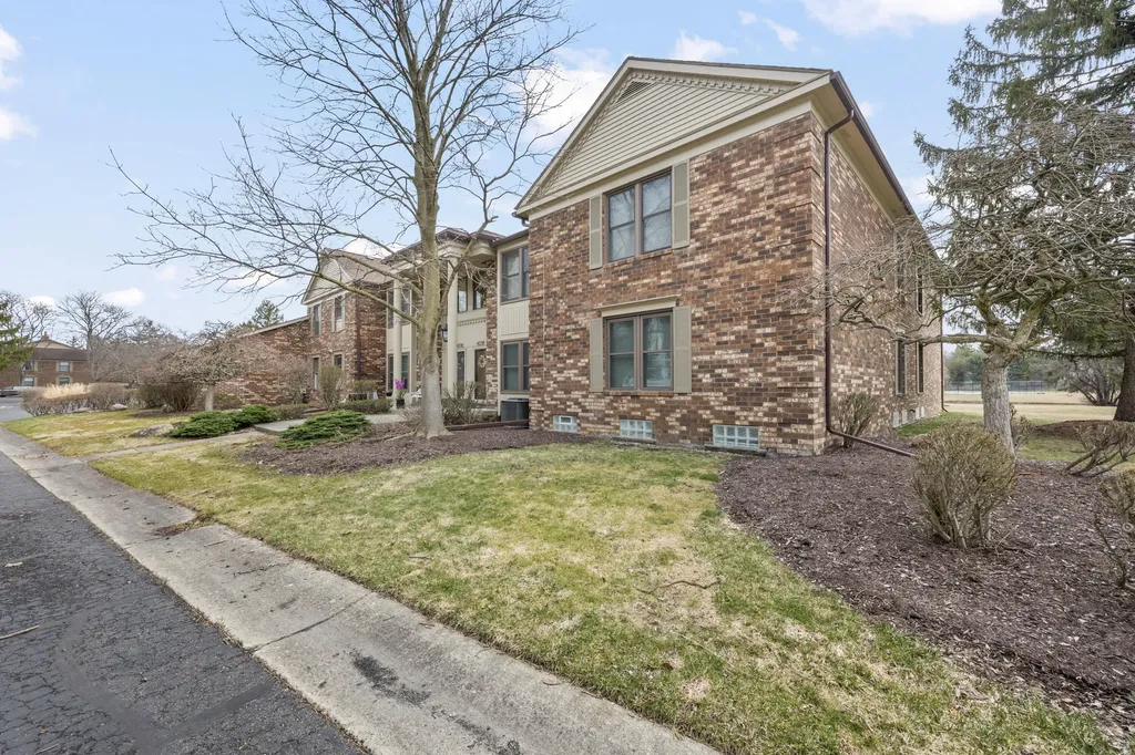 4376 Knightsbridge Lane West Bloomfield Charter Township MI 48323