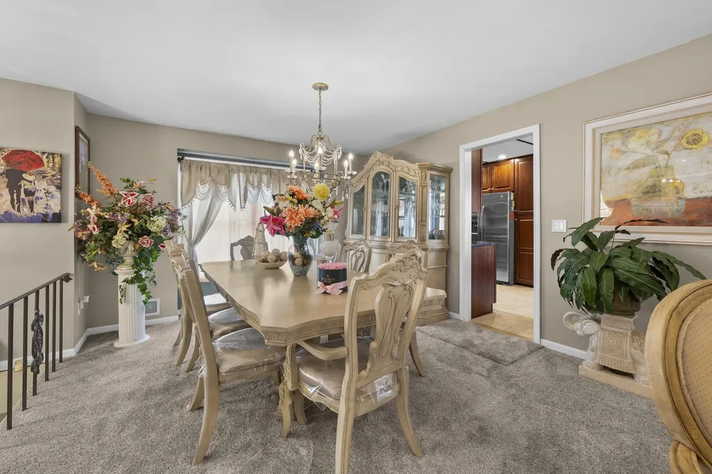4376 Knightsbridge Lane West Bloomfield Charter Township MI 48323