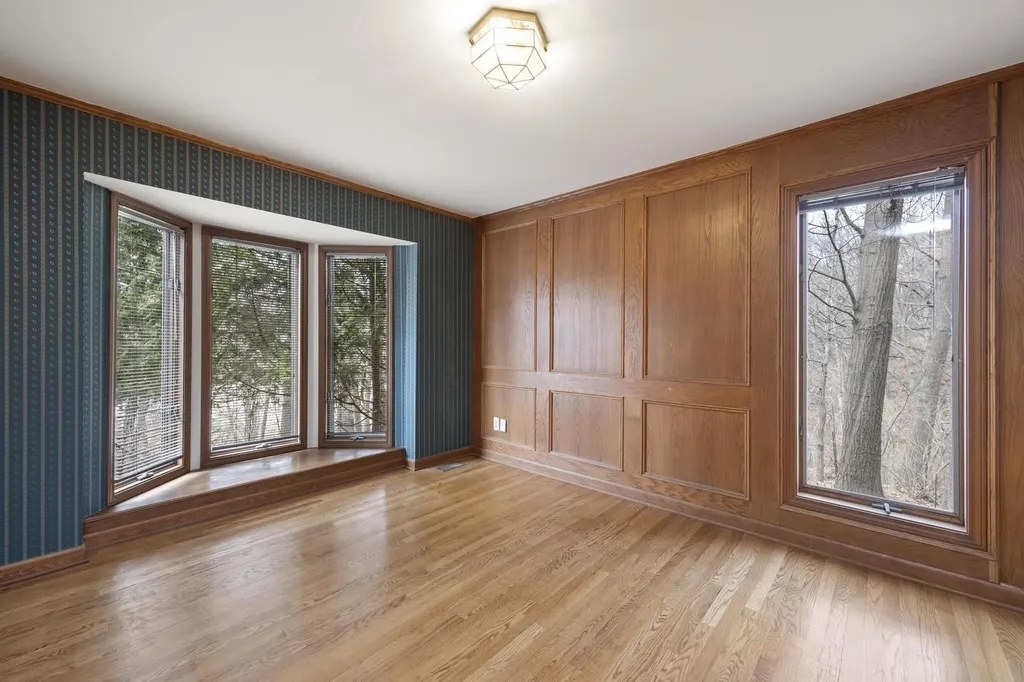 1260 Silverbell Road Oakland Charter Township MI 48306