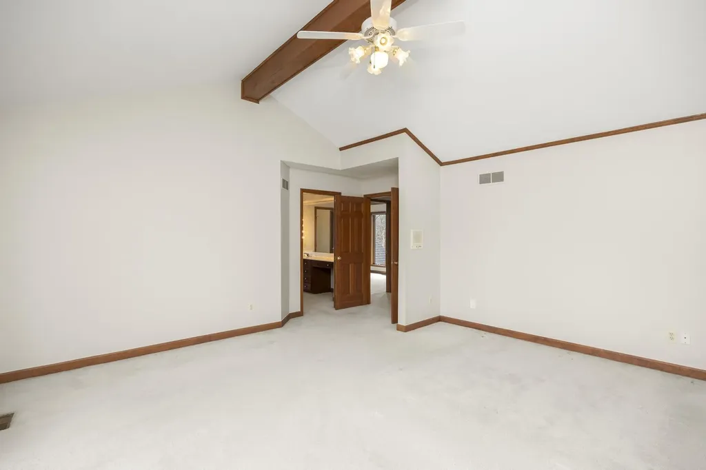 1260 Silverbell Road Oakland Charter Township MI 48306
