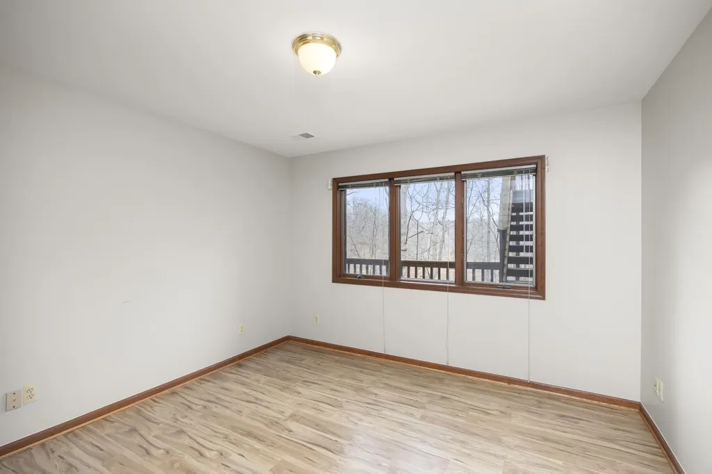 1260 Silverbell Road Oakland Charter Township MI 48306